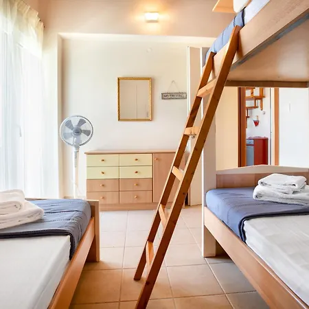 Lalla Beachfront شقة