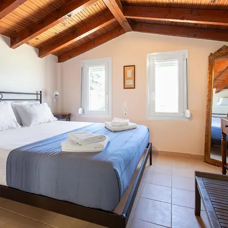 Lalla Beachfront شقة بوليخرونو