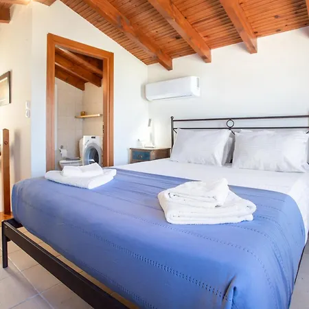 شقة Lalla Beachfront بوليخرونو